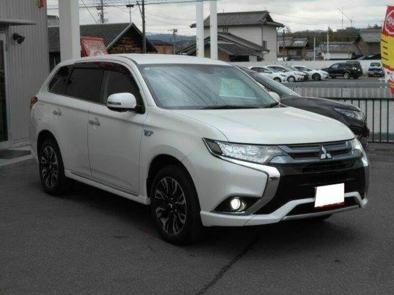 OUTLANDER PHEV-23