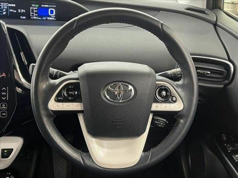 PRIUS PHV-8