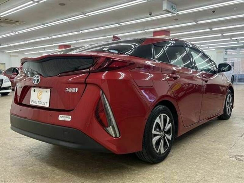 PRIUS PHV-16