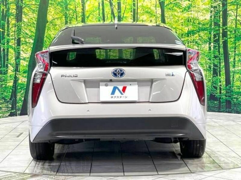 PRIUS-14
