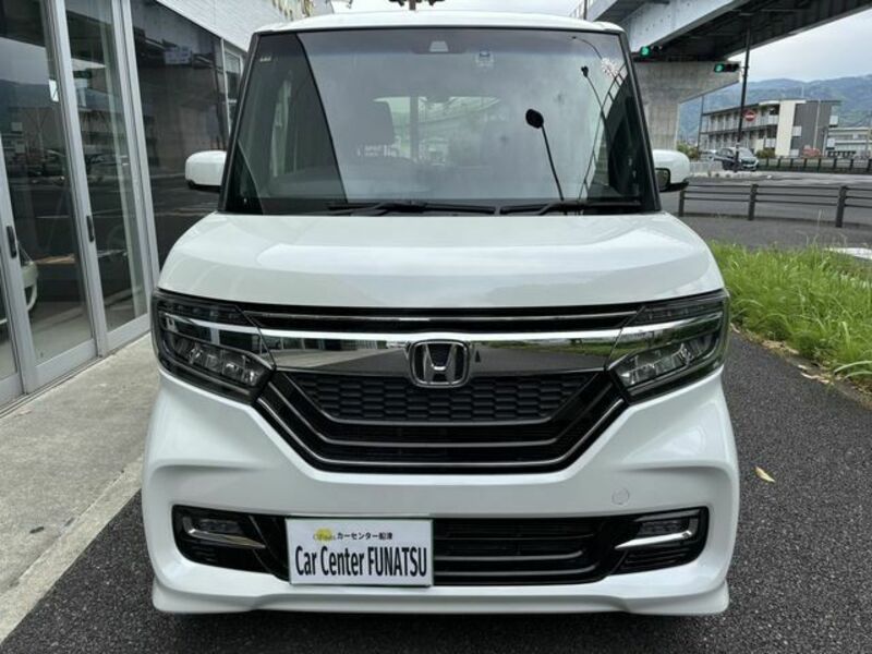 N BOX CUSTOM-1