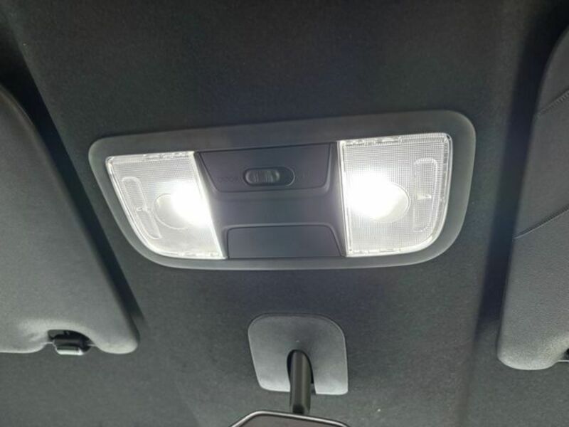 N BOX CUSTOM-23