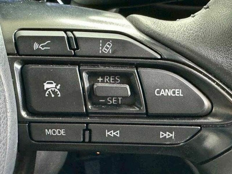 YARIS CROSS-6