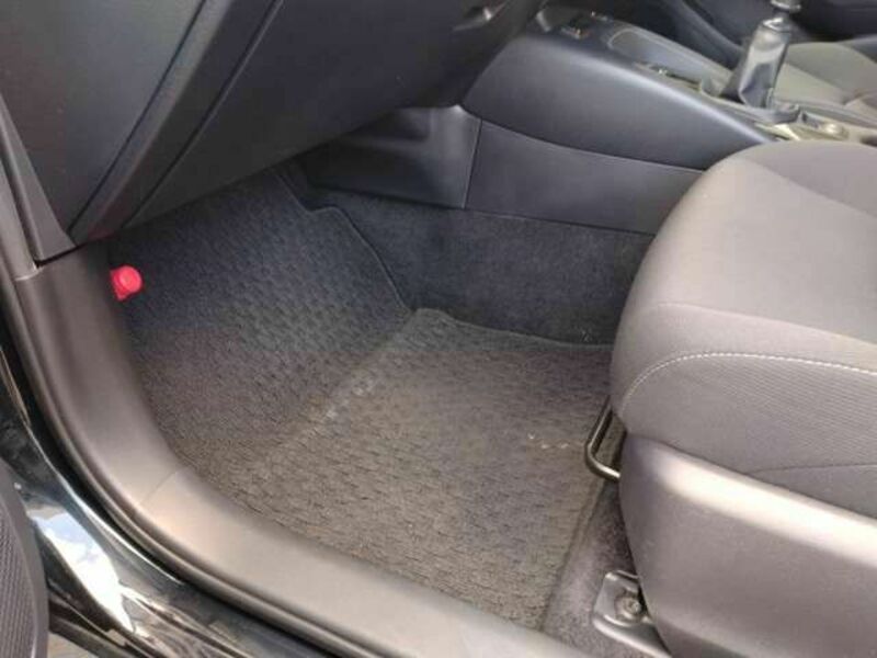 COROLLA SPORT-15