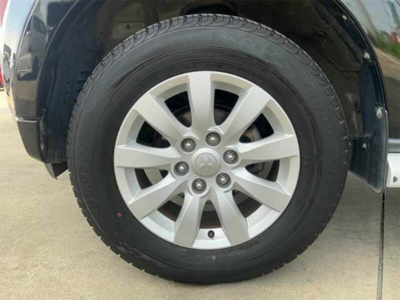 PAJERO-16