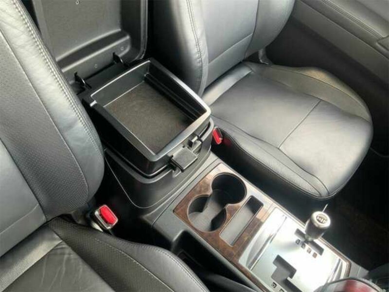 PAJERO-30