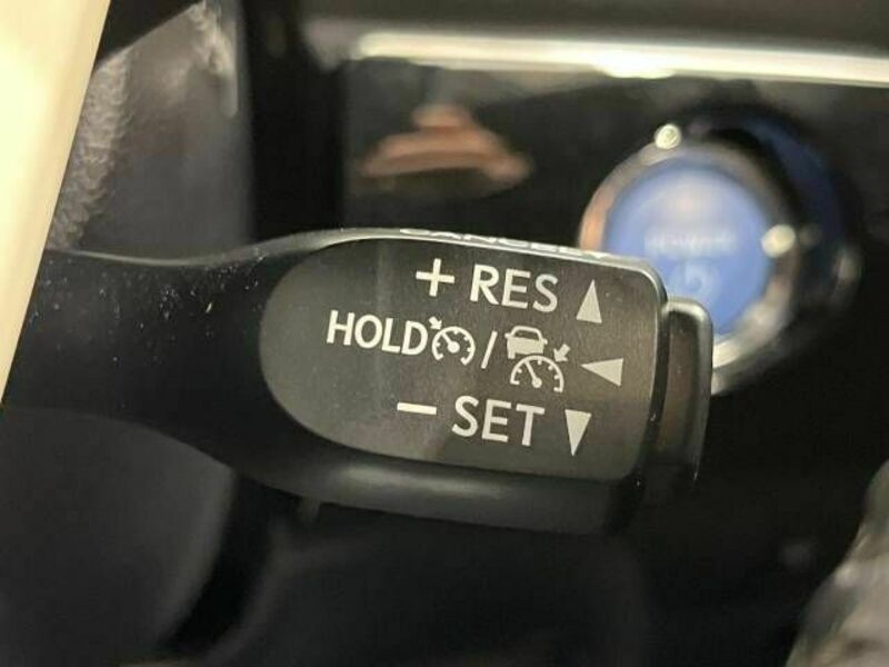 PRIUS-4