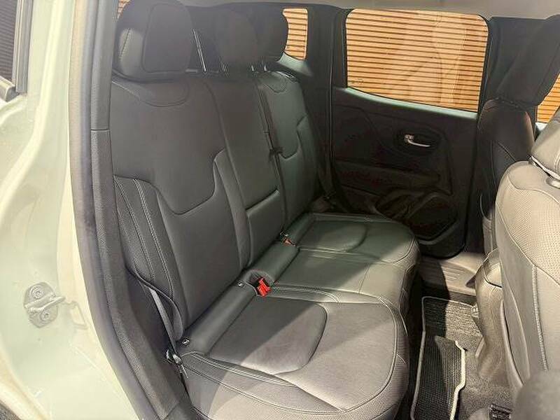 JEEP RENEGADE-8