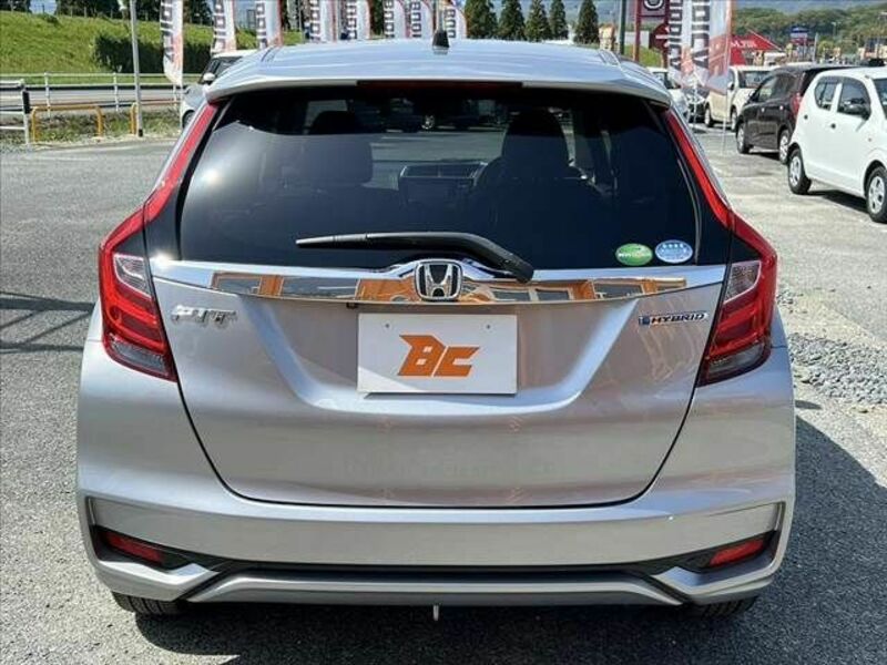 FIT HYBRID-13