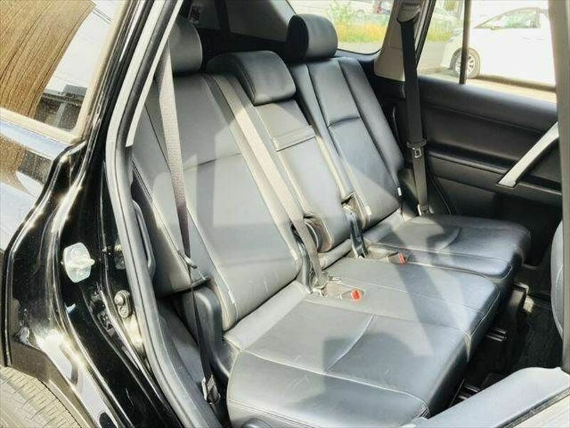 LAND CRUISER PRADO-9