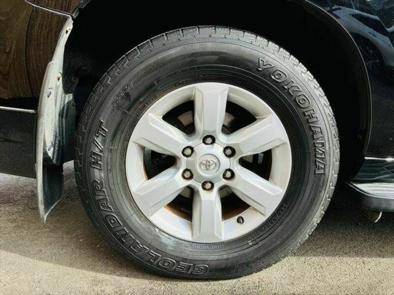 LAND CRUISER PRADO-29