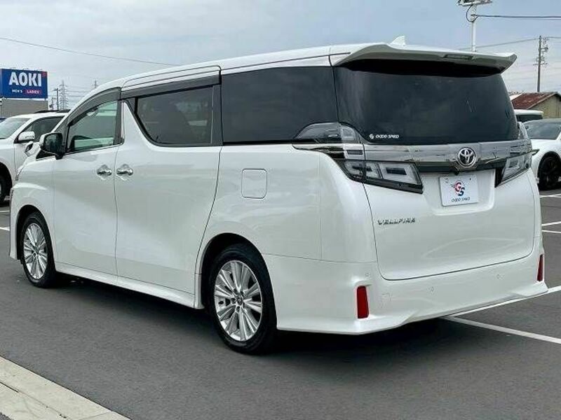 VELLFIRE-15