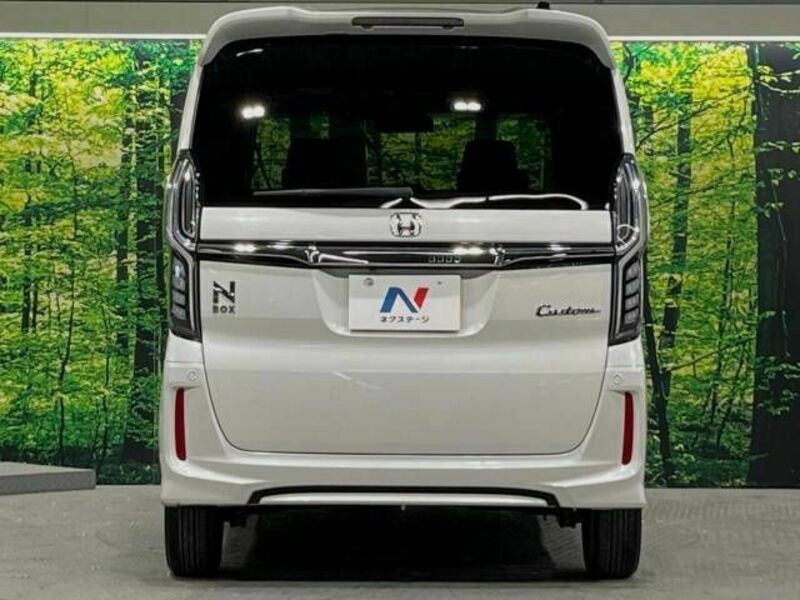 N BOX CUSTOM-14