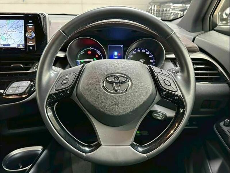 C-HR-12