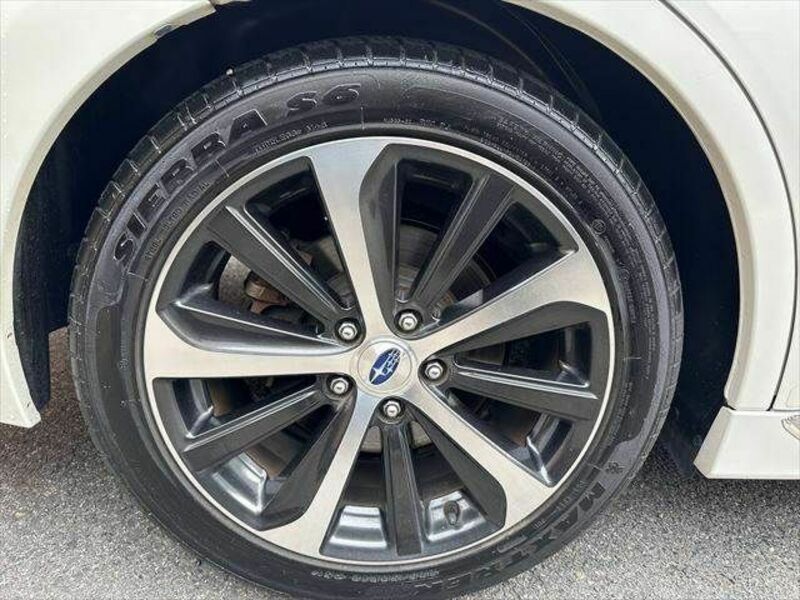 LEGACY B4