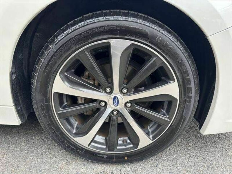 LEGACY B4