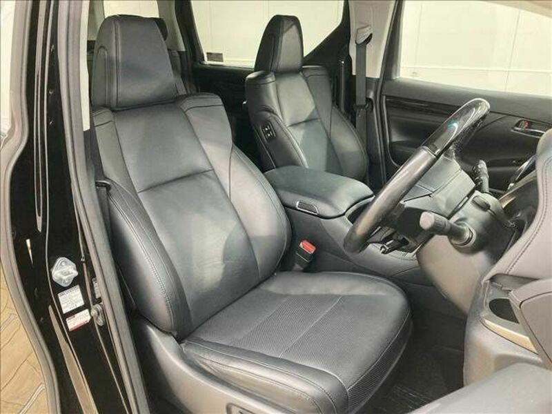 VELLFIRE-10