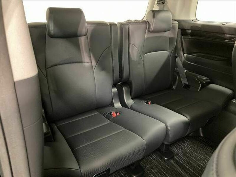 VELLFIRE-12