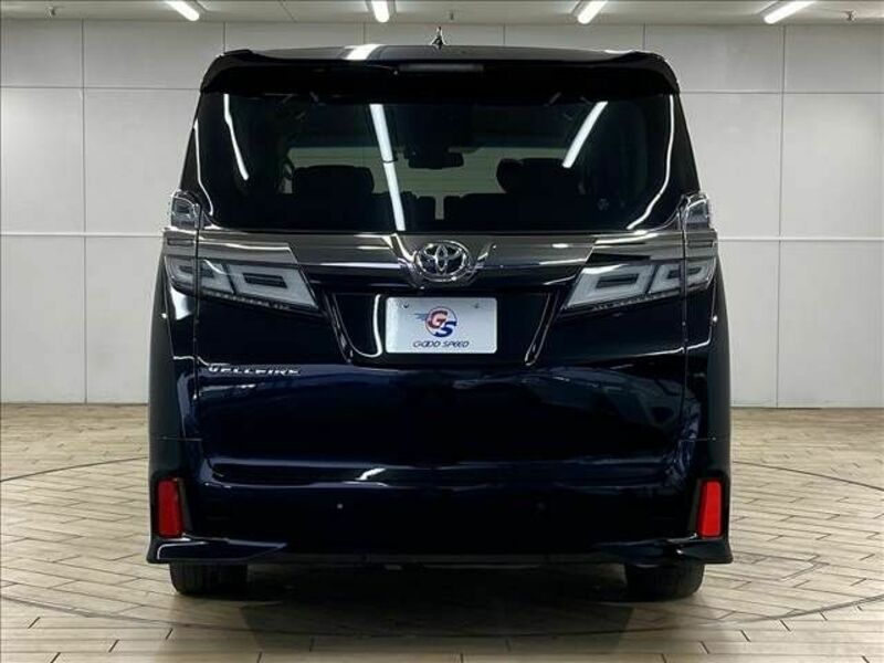 VELLFIRE-14
