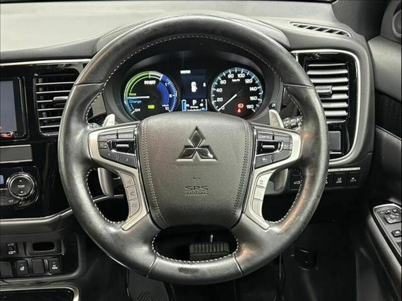 OUTLANDER PHEV-12