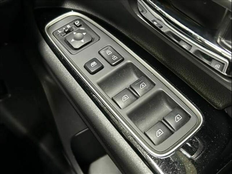 OUTLANDER PHEV-15