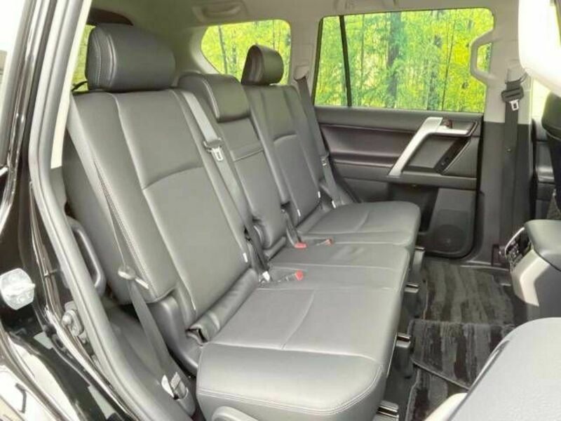 LAND CRUISER PRADO-8