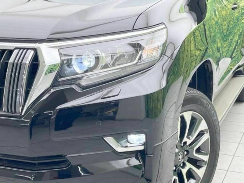 LAND CRUISER PRADO-12