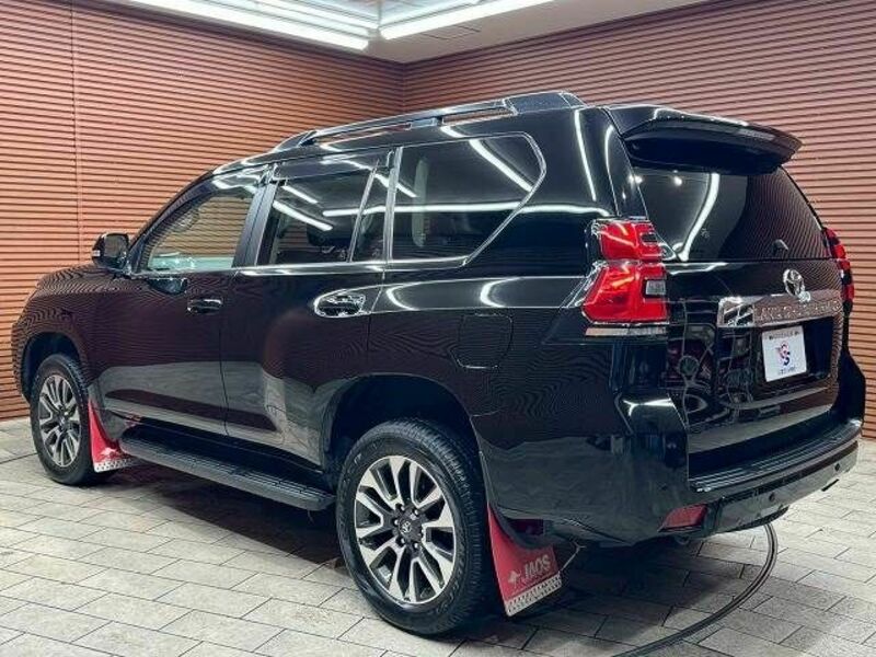 LAND CRUISER PRADO-15