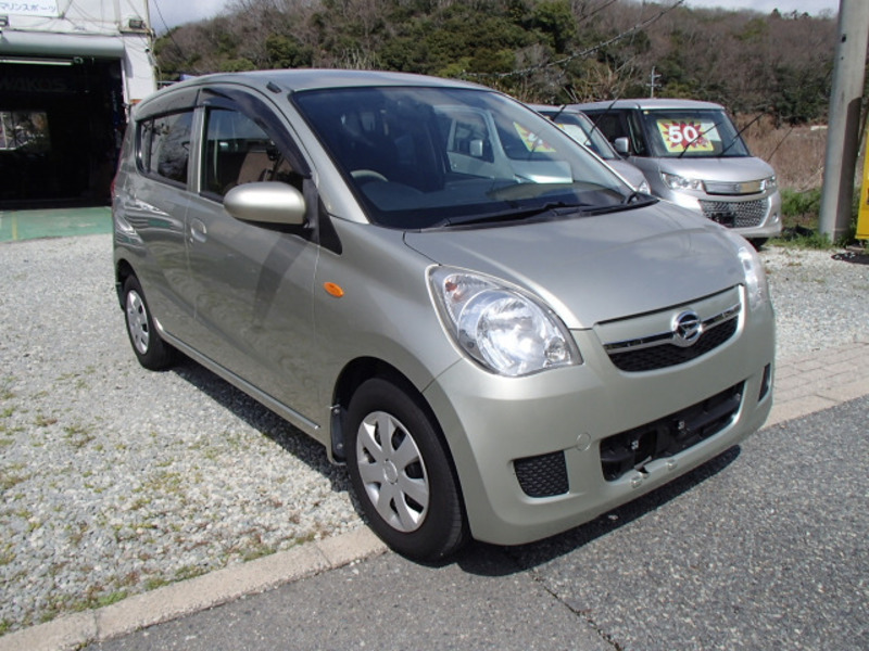 DAIHATSU　MIRA