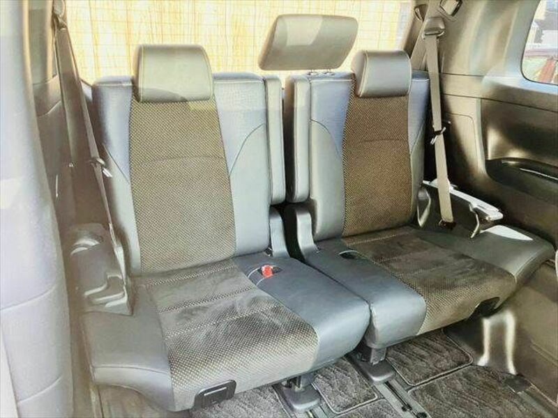 VELLFIRE-9