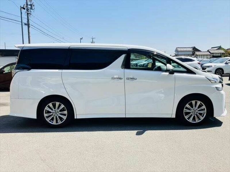 VELLFIRE-17