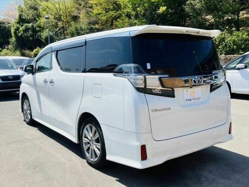 VELLFIRE-20