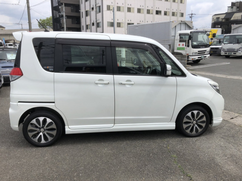 DELICA D2