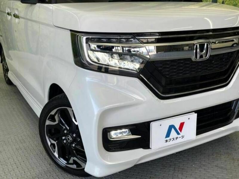N BOX CUSTOM-12