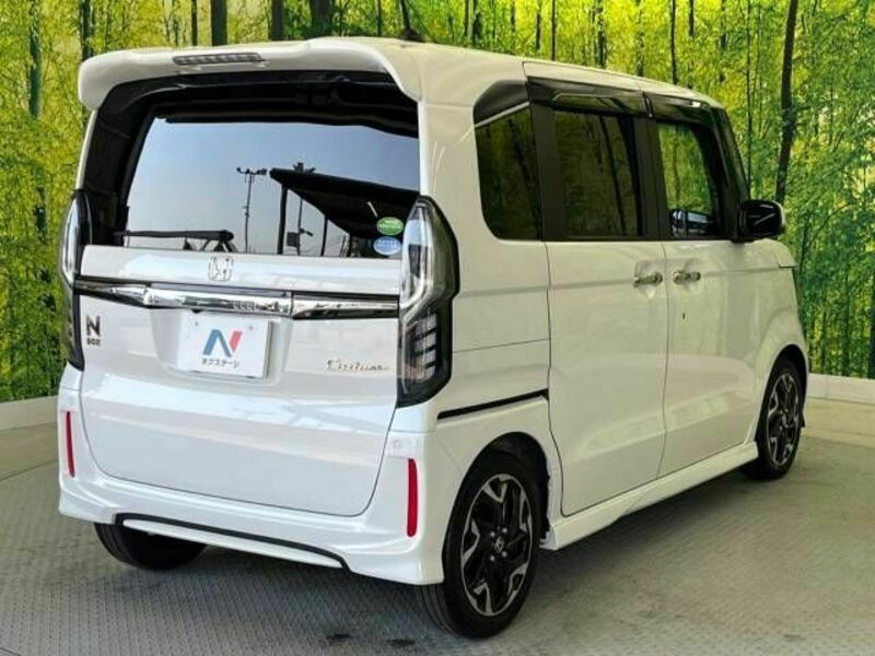 N BOX CUSTOM-17