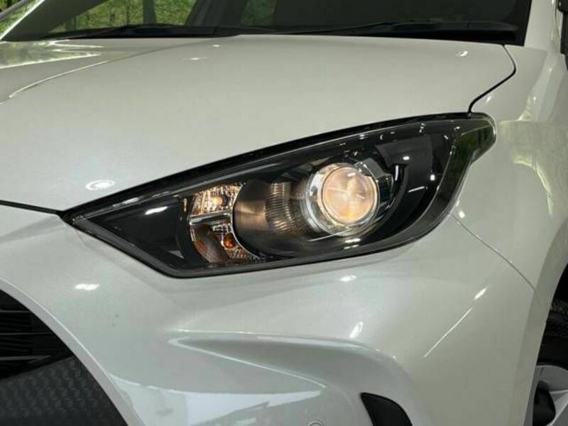 YARIS-12