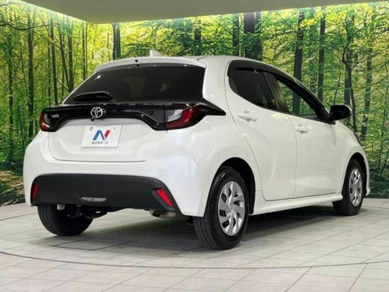 YARIS-17