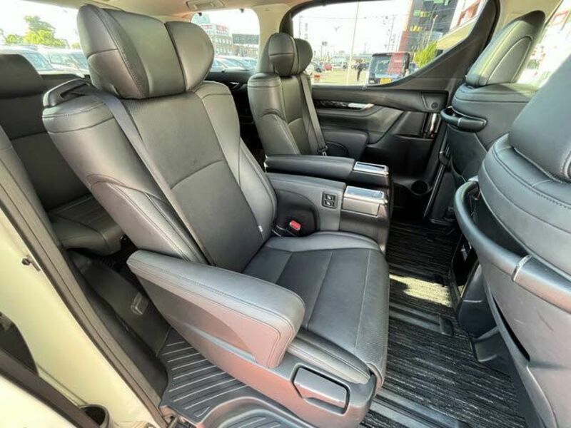 ALPHARD-18