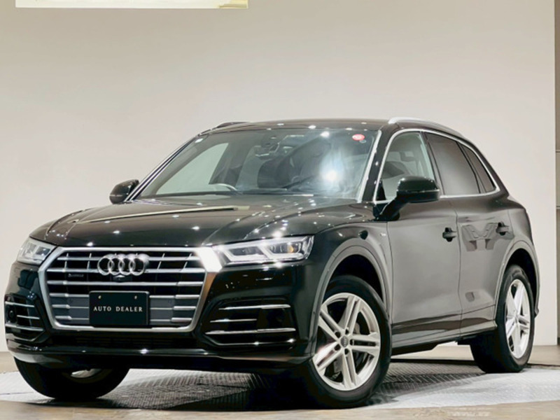 AUDI　Q5