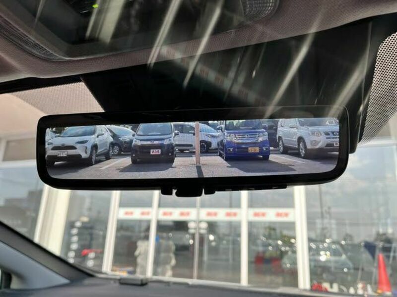PRIUS-4
