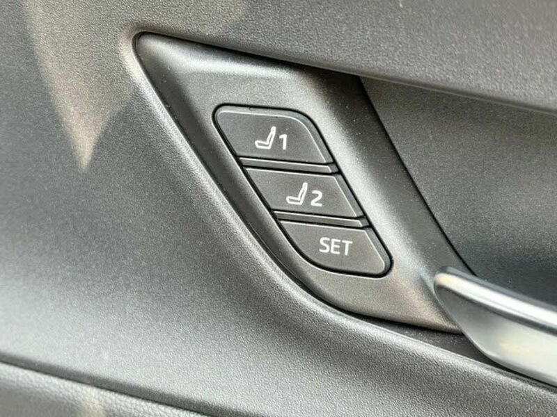 PRIUS-24