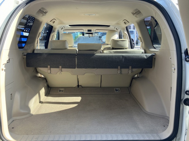 LAND CRUISER PRADO-18