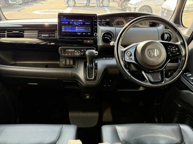 N BOX CUSTOM-2