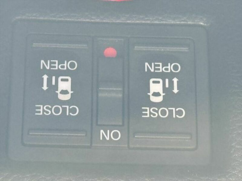 N BOX CUSTOM-8