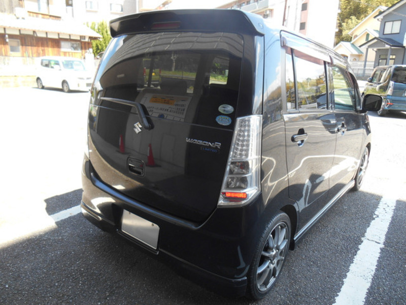 WAGON R-7