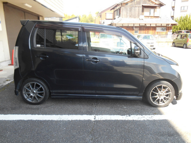 WAGON R-6