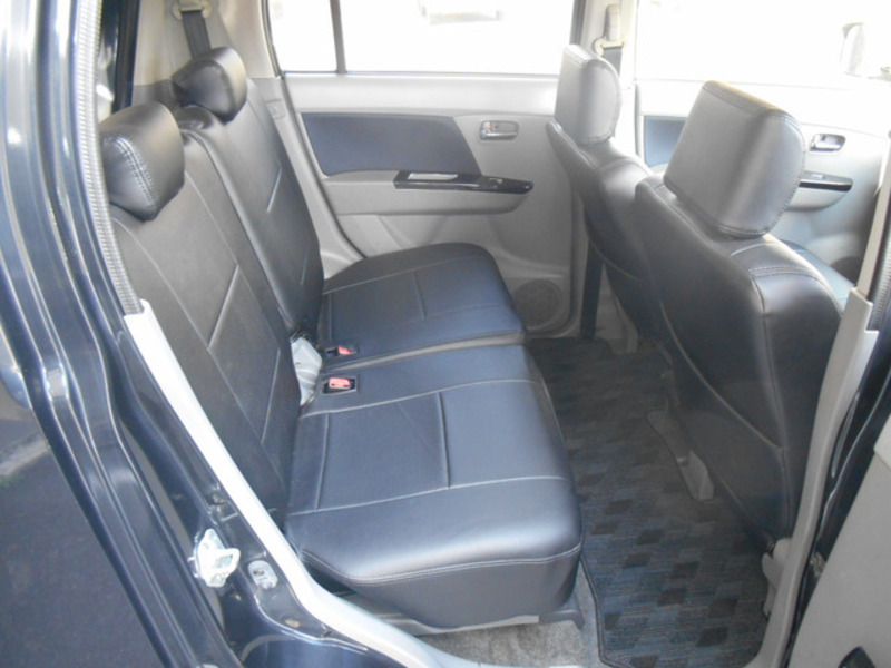 WAGON R-11