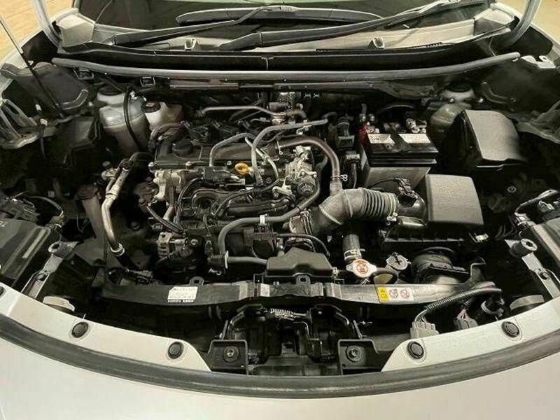 YARIS CROSS-12