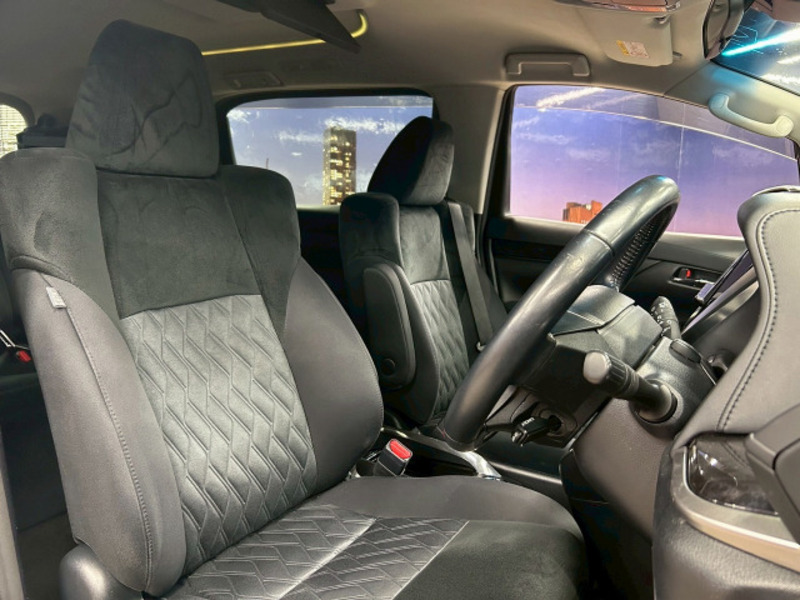 VELLFIRE-10