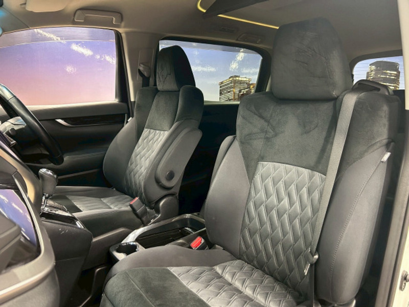 VELLFIRE-7